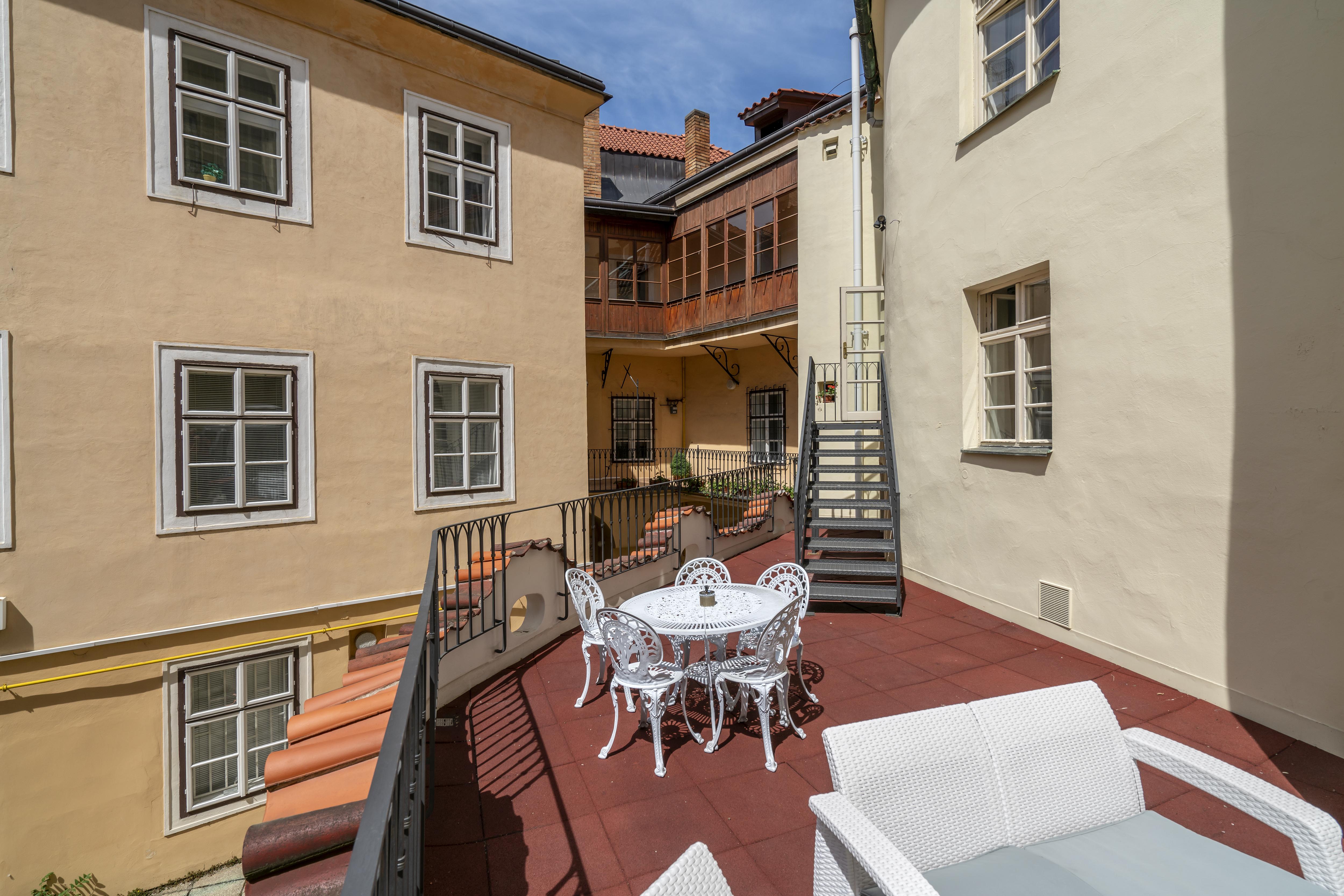 Old Town - Aparthotel Michalska Prague Exterior photo